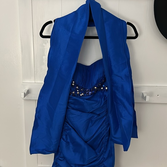 Prom/Formal Dresss - Picture 3 of 6